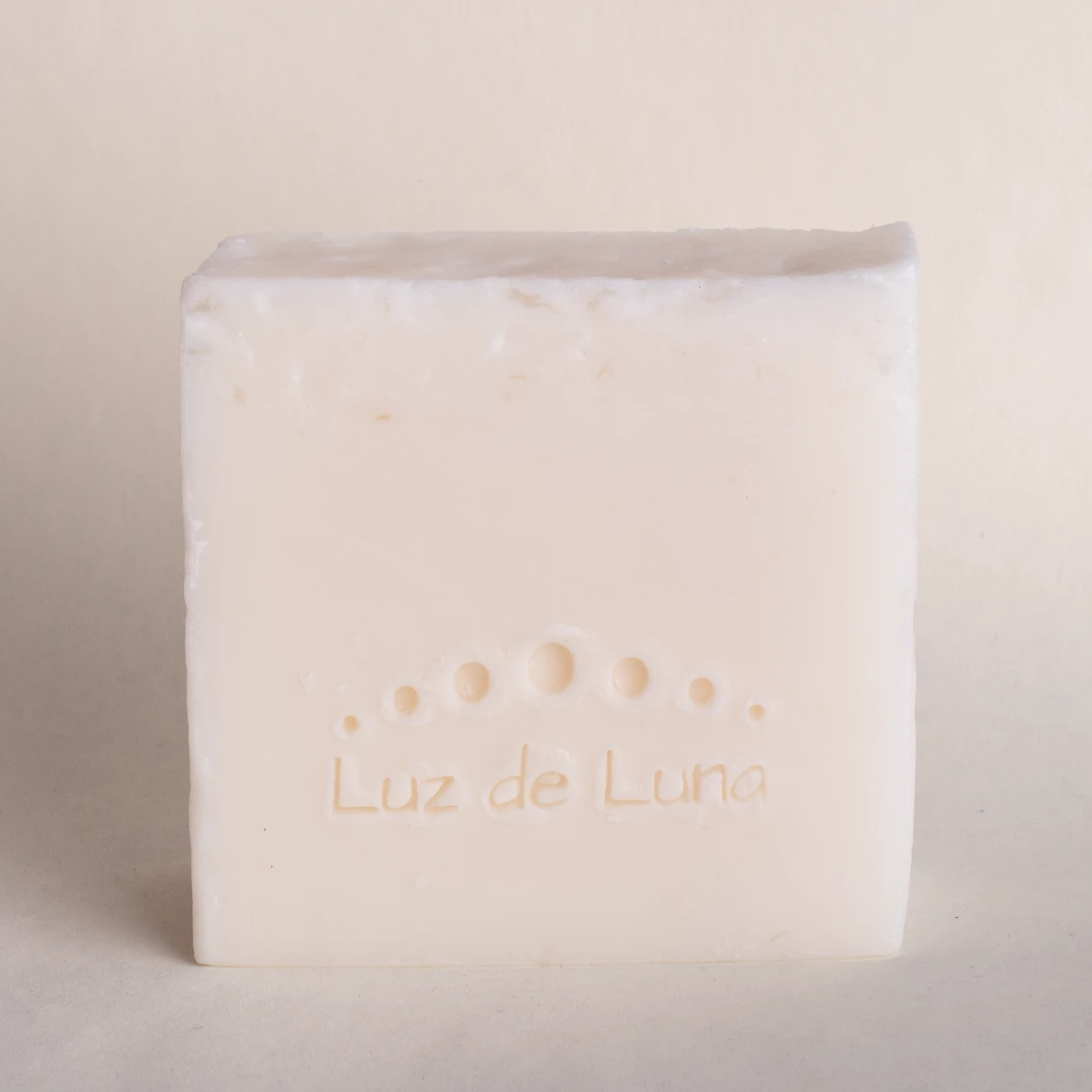 Jabón de almendras y miel - suavidad y humectación diaria - Luz de Luna